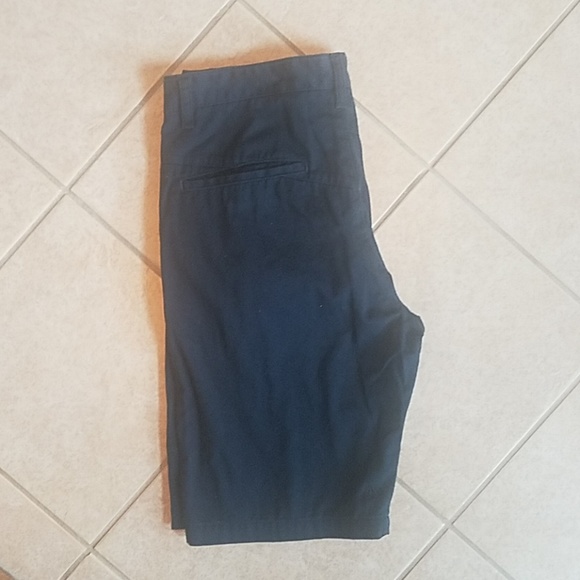 Men's Volcom golf shorts - Picture 3 of 7